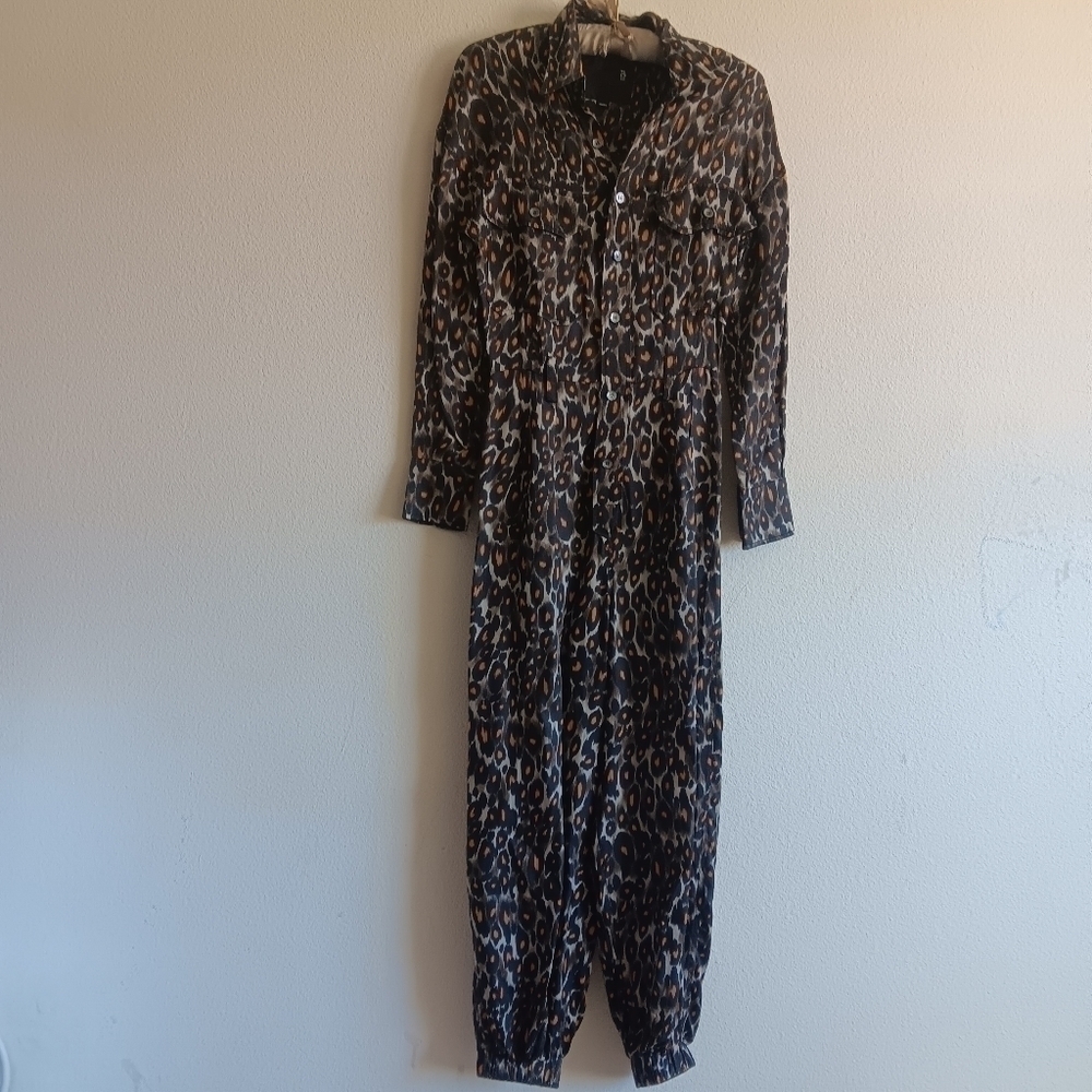 EUC R13  size XS Animal Print Jumpsuit . Missing belt - Picture 5 of 10